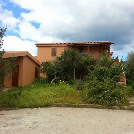 Rose Marine. Casa A Baia. M7 Apartmán Badesi